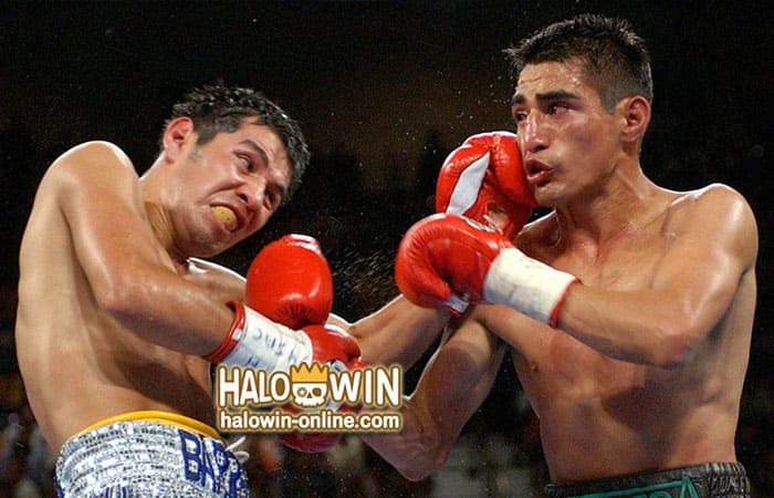 Nangungunang 5 Pinakamahusay na Boksing Fights Trilogies sa kasaysayan ng Boksing: #5 Erik Morales vs. Marco Antonio Barrera