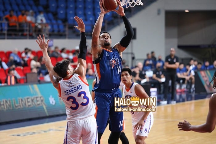 Meralco Bolts laban sa NLEX Road Warriors